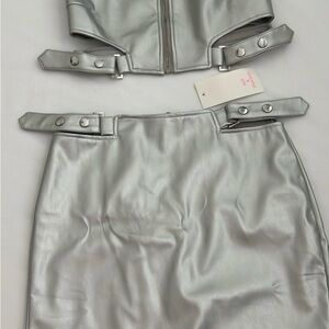 NWT Dolls Kill By Brand Hot & Delicious Foil My Milky Way
Metallic Skirt Set S